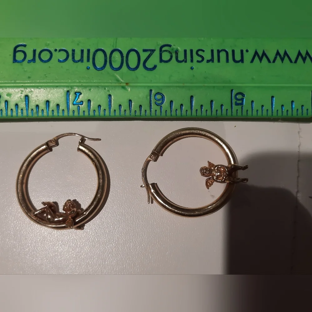 Genuine Solid 10K Yellow Gold "Angel 👼 On My Shoulder" Large 3D Hoop Earrings - Picture 2 of 11